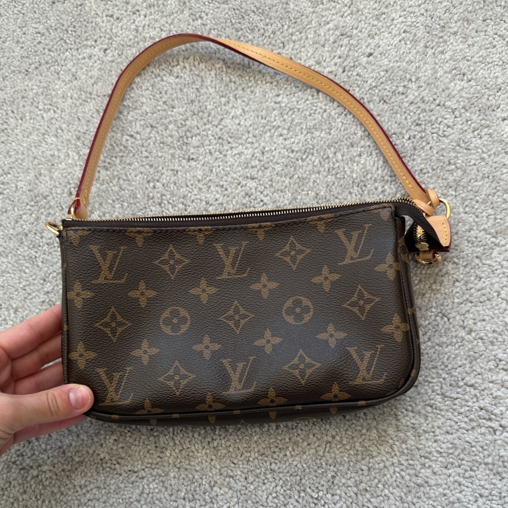 LV monogram shoulder bag